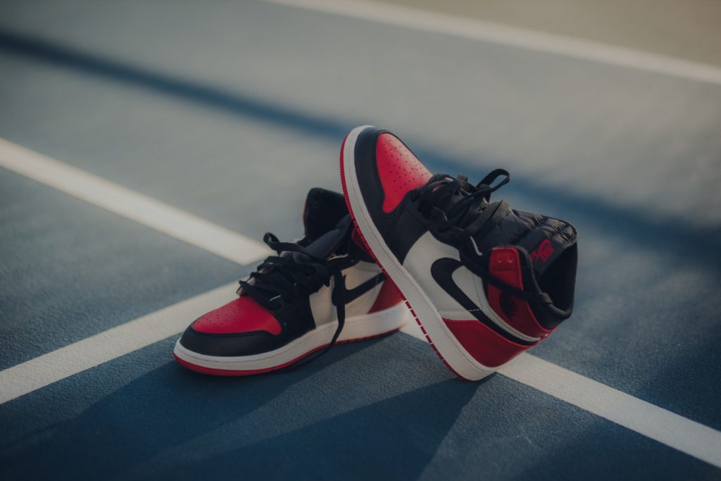 Bộ sưu tập sneaker xu hướng